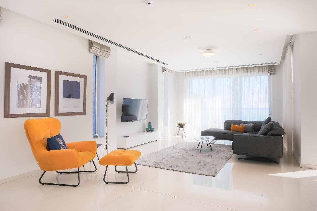 Sea Pearl Beachfront Villas - Breeze Ayia Napa Eksteriør billede