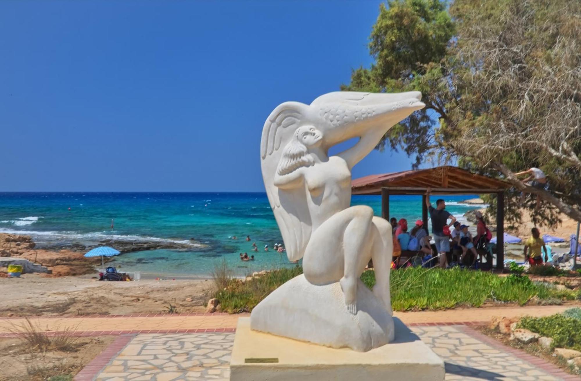 Sea Pearl Beachfront Villas - Breeze Ayia Napa Eksteriør billede